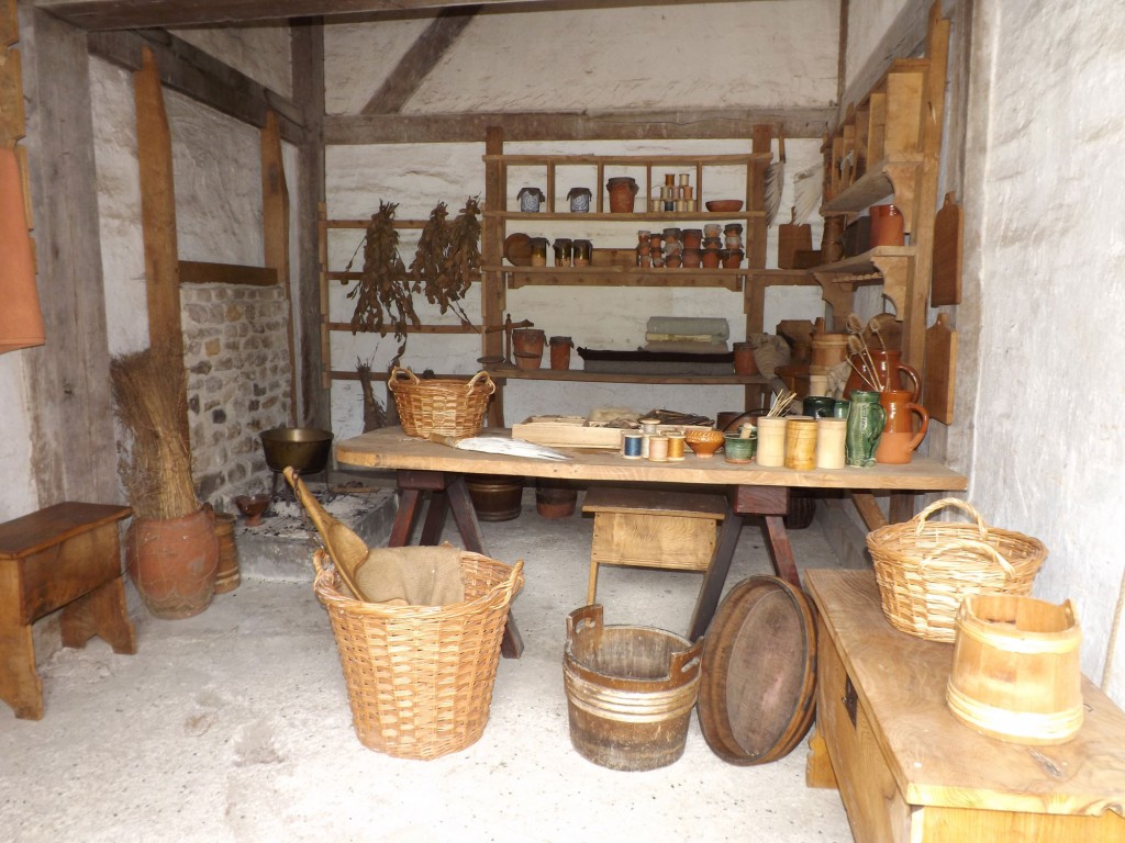 tudor-kitchen.jpg