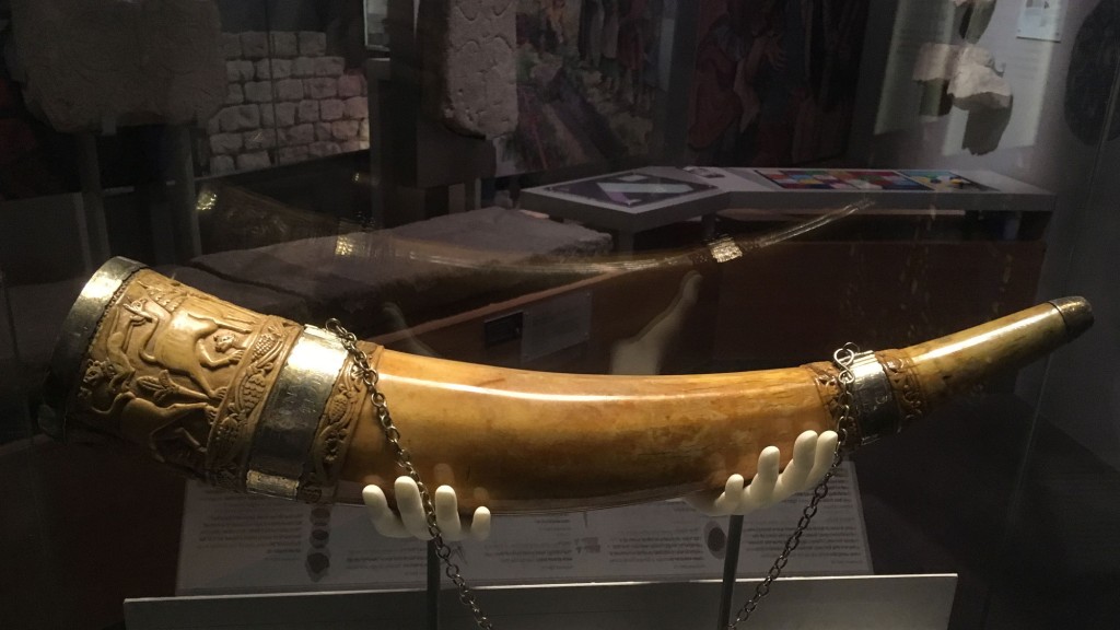 york-viking-horn.jpg