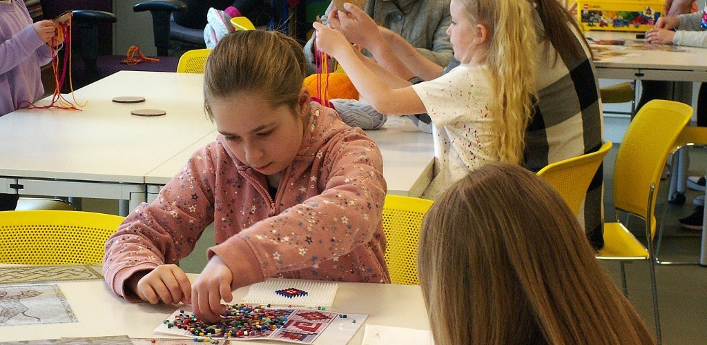 school-clubs-mosaic-and-cord-wheels.jpg