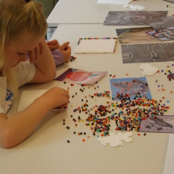 rex3-roman-games-and-crafts_1.jpg